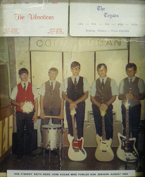 The Vibrations/The Triads, August 1966